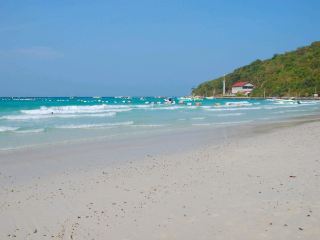 Tawaen Beach, Koh Larn, Chonburi