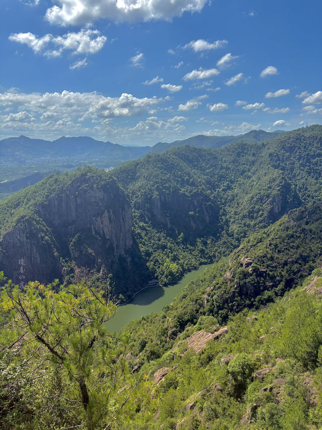 한여름에 다녀온 天台山 대폭포 – 계단 지옥 끝에 만난 장관⛰️