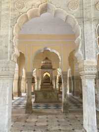 Gatore Ki Chhatriyan Is Quietly Stunning