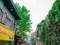 ซอยกว้างแคบ (Kuan Zhai Alley) 