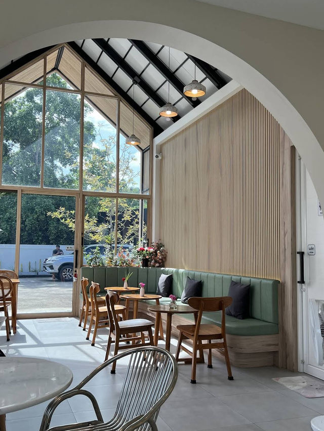 Perlada Cozy Cafe 