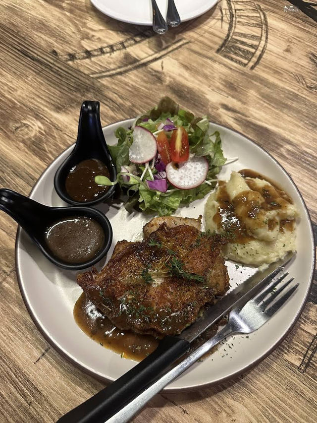 Bravo Steak House Hatyai, Thai Western Fusion in a Cozy Setting