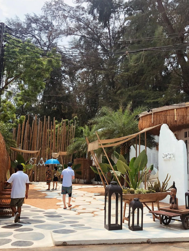 คาเฟ่พัทยา Cave Beach Club 🌺⛱️🏄🏼‍♀️