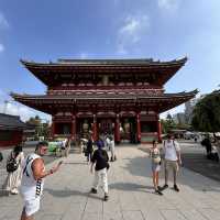 Guardian of Treasures: The Hōzō-mon Gate at Sensō-ji 🏮