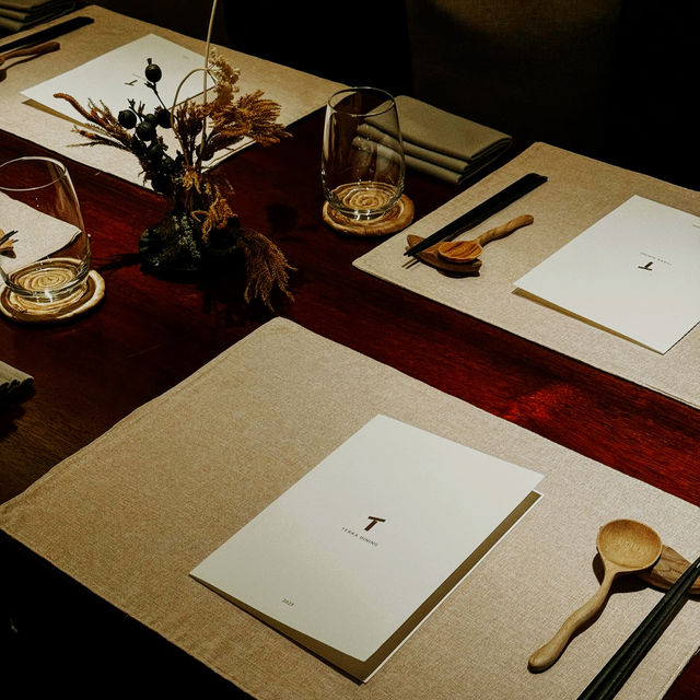 Earthbound Elegance in the City’s Heart