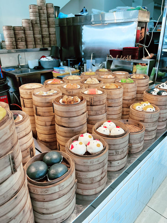 The Best Corner Restaurant Kuching: Kopitiam with Endless Local Flavours