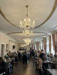 🇨🇿 卡羅維瓦利咖啡廳推薦：Café Elefant 🐘
