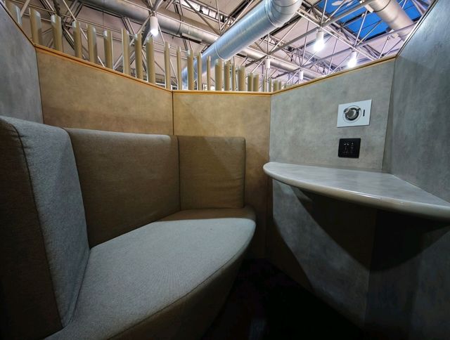 讓旅行多一分從容與尊榮#桃園機場第二航廈「環亞貴賓室」(Plaza Premium Lounge)-桃園市大園區 讓旅行多一分從容與尊榮#桃園機場第二航廈「環亞貴賓室」(Plaza Premium Lounge)-桃園市大園區