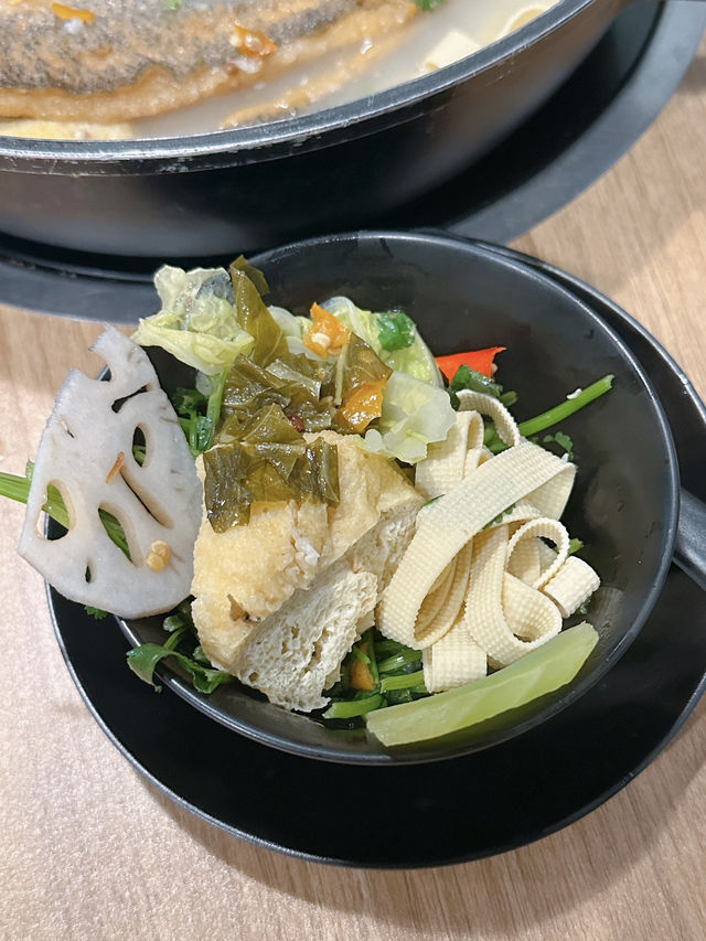 旺角無限火鍋放題大滿足🥢  