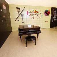 Musée d’Art Moderne et Contemporain de Strasbourg – A Dialogue Between Tradition and Innovation