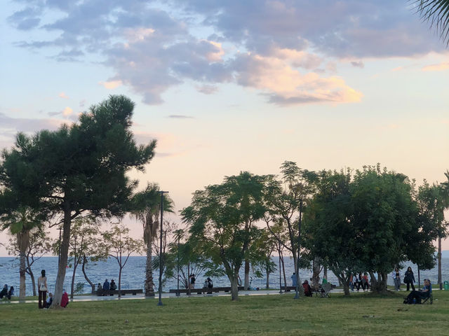 🏖 터키 안탈리아 해변, 지중해의 푸른 빛을 품은 휴양 천국 🏖 터키 안탈리아 해변, 지중해의 푸른 빛을 품은 휴양 천국