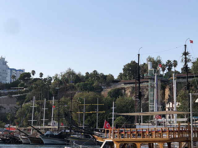 🌅 터키 안탈리아 머멀리 프라이빗 비치, 숨겨진 여유의 해변 🌅 터키 안탈리아 머멀리 프라이빗 비치, 숨겨진 여유의 해변