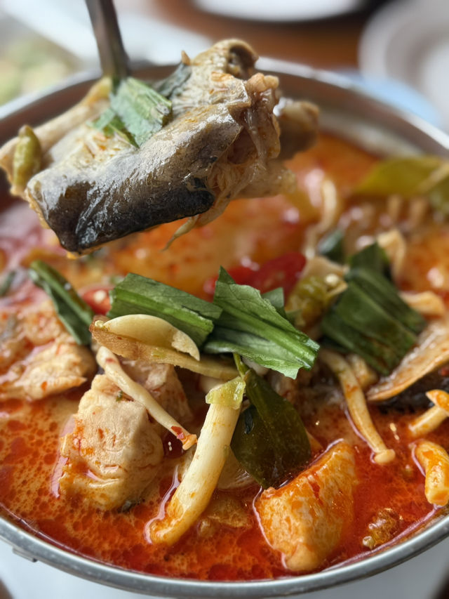 ร้านอาหารเป็นปลาเป็น นครพนม