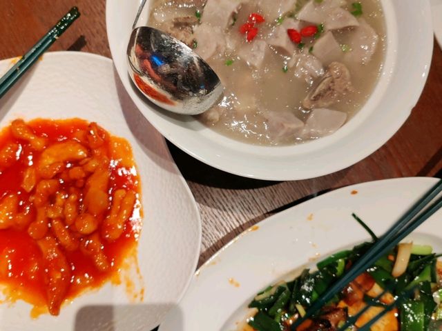 Homestead: The Warmth of Authentic Home-Style Dishes