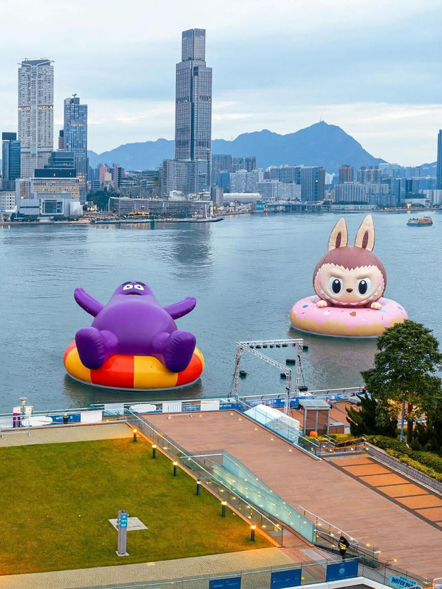 A Harbour Transformed: Whimsical Giants Grace Victoria Harbour A Harbour Transformed: Whimsical Giants Grace Victoria Harbour
