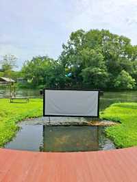 ที่พักริมน้ำ The Tree Riverside Kaeng Krachan