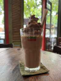 【ハノイ/グルメ】大人気コンカフェでココナッツココア🤎