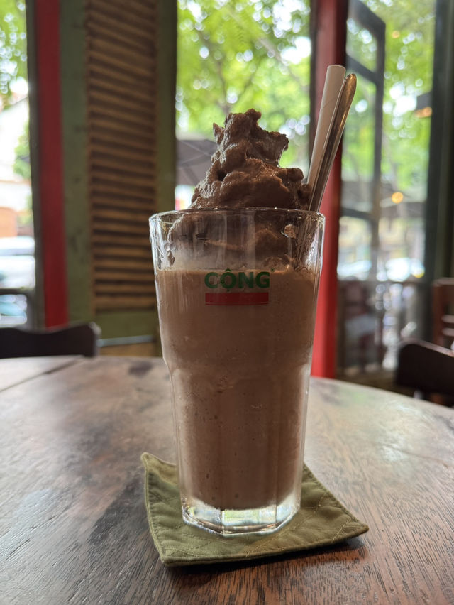 【ハノイ/グルメ】大人気コンカフェでココナッツココア🤎 【ハノイ/グルメ】大人気コンカフェでココナッツココア🤎