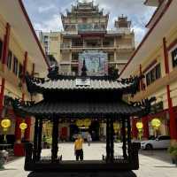 曼谷∣ MRT (BL29) 龍蓮寺∣ 曼谷最靈的華人寺