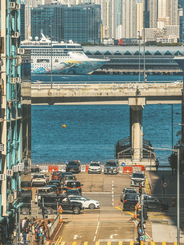 Hong Kong Citywalk🚶♂️📸: Epic Photo Spots & Ultimate Vibes 🚶♂️✨ Hong Kong Citywalk🚶♂️📸: Epic Photo Spots & Ultimate Vibes 🚶♂️✨