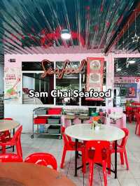 “Sam Chai Seafood Sematan: A Classic Spot for Fresh Coastal Flavours”