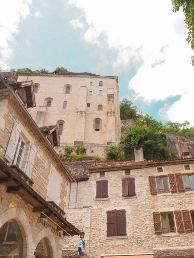 中世から続く、フランスの崖の街。ロカマドール | Trip.com ロカマドゥール
