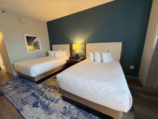 ピッツバーグ、アレゲニー郡、ムーン・タウンシップ — この旅行は…
