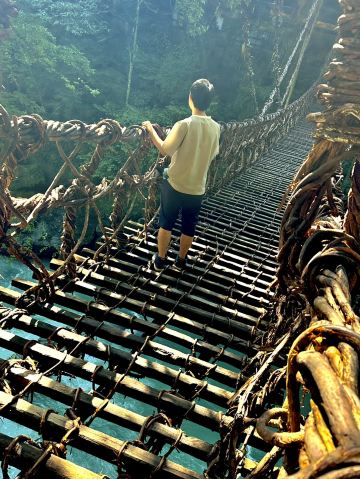 Tokushima] A bridge held together by ancient wisdom. Crossing the