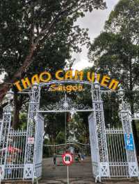 Funniest Zoo I've been, Saigon 🇻🇳 