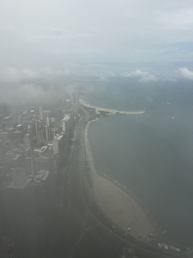 俯瞰風之城：360° 高空裡的芝加哥片刻 