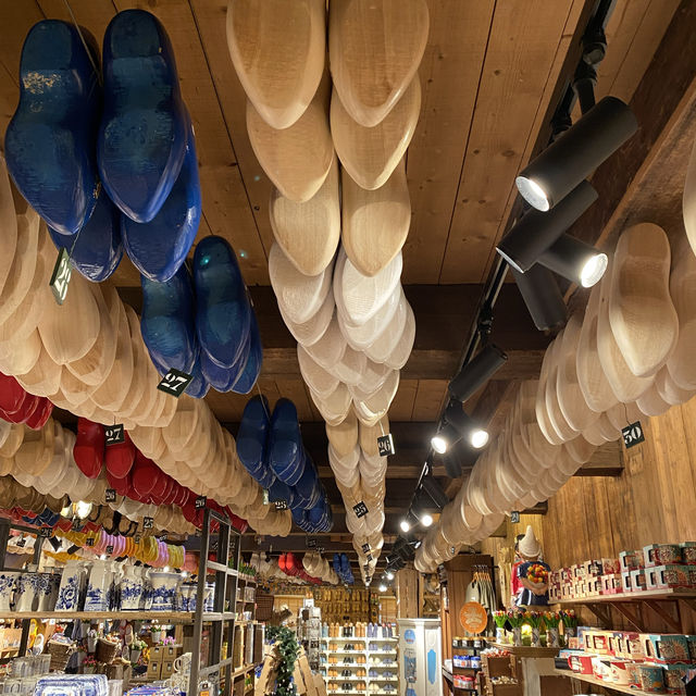 Wooden Shoe Workshop 'De Zaanse Schans'