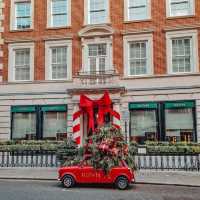 A Festive Shopping Extravaganza