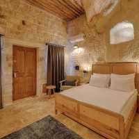  Solem Cave Suites