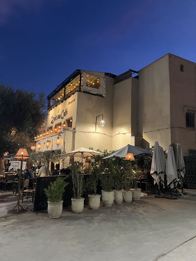 현지느낌 물씬 나는 카페: Zeitoun Cafe Kasbah 