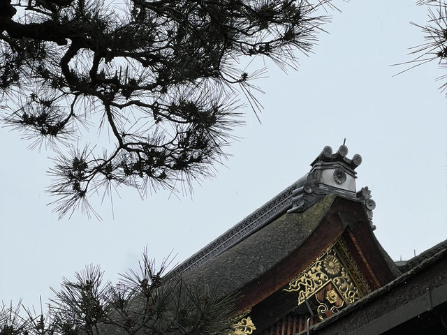 The Kyoto Imperial Palace (京都御所, Kyōto Gosho)