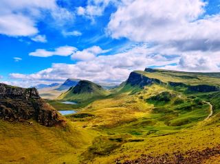 Day Trip to the Isle of Skye from Glasgow: A Journey to Scotland’s Natural Wonderland 🏞️🚗