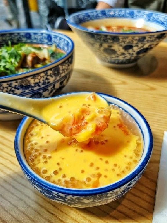 🇬🇧✨ Exploring Manchester’s Chinatown: A Mini Adventure in the Heart of the City! 🏮🐉🎒