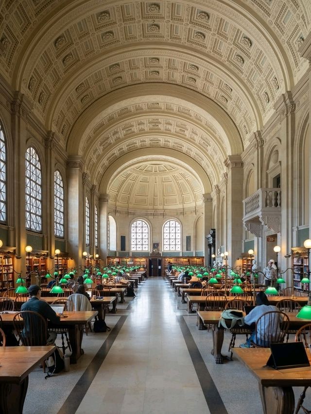 📚 Boston Public Library: Where History, Art, and Silence Speak Loudly 🕊