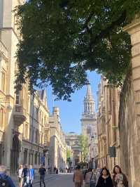 Oxford: Walking Through Centuries of Wisdom
