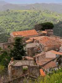 🌄 Echoes of Ancient Greece – Bova, Calabria