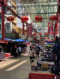 Discovering the Vibrant Yalan Petaling Market in Kuala Lumpur