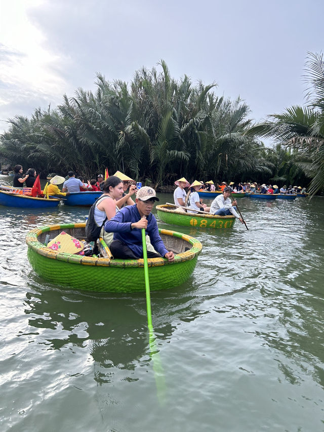 This river boat 🚤 makes you crazy 🤪  This river boat 🚤 makes you crazy 🤪