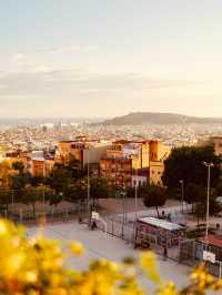 🌆🕍 Weekend Getaway in Barcelona: Gothic Quarter Charm 🏛️🌙