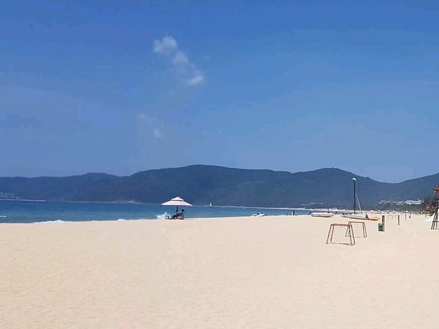 Cleanest Beach in Sanya 🇨🇳