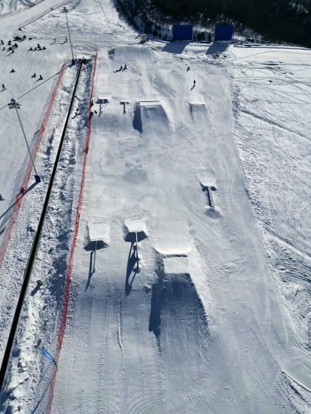 就在寶雞-鰲山滑雪場真的是絕了！！