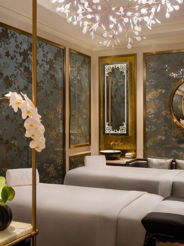 Macau's Chic Retreat: The Karl Lagerfeld Hotel 🕶️✨