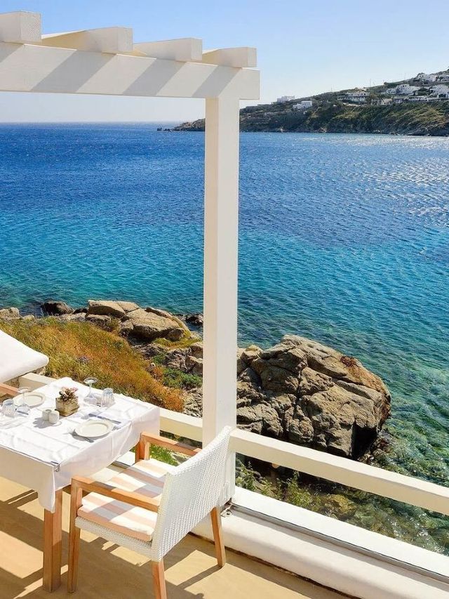 🌟 Greek Getaway: Top Stay in Platis Gialos 🏖️