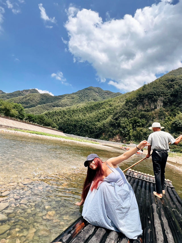 桃花滿溪水似鏡 | 涇縣月亮灣
