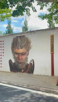 高鐵佛寺位於米山鎮米西村上西門街鐵佛寺巷內，是明清時期的建築。曾於金大定七年(1167年)歸安過鐵佛一尊，遂以此為寺名。