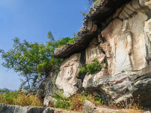 桂林西山爬山記~。